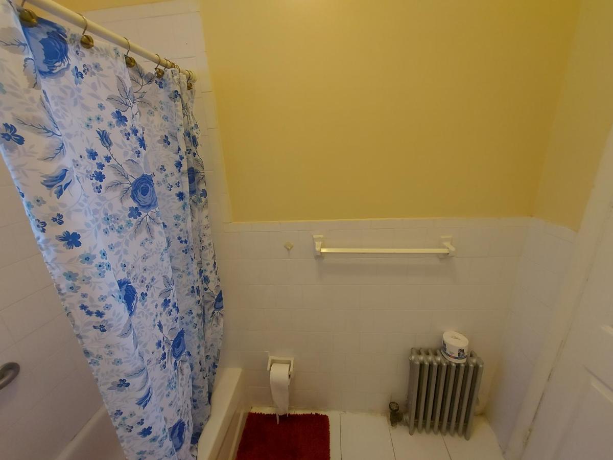 Crsytal Chateau Room Rental New York Extérieur photo